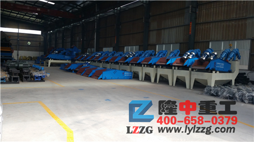 來廠考察細(xì)砂回收裝置 來廠考察細(xì)砂回收裝置.jpg